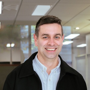 Darren Johnson headshot